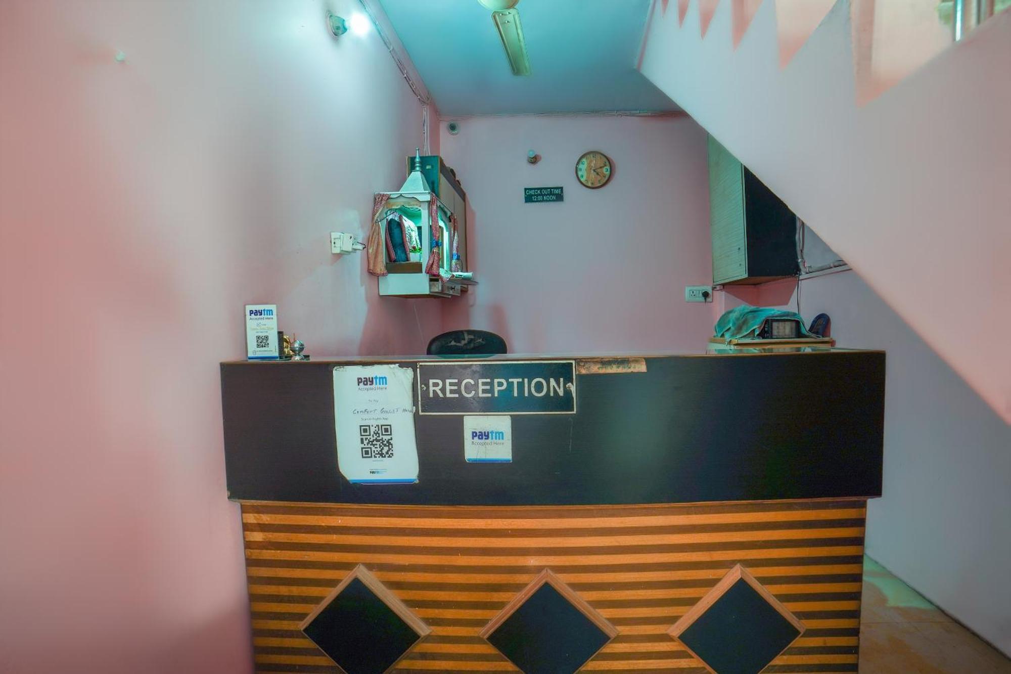 Spot On Komfort Guest House Rudrapur Екстериор снимка